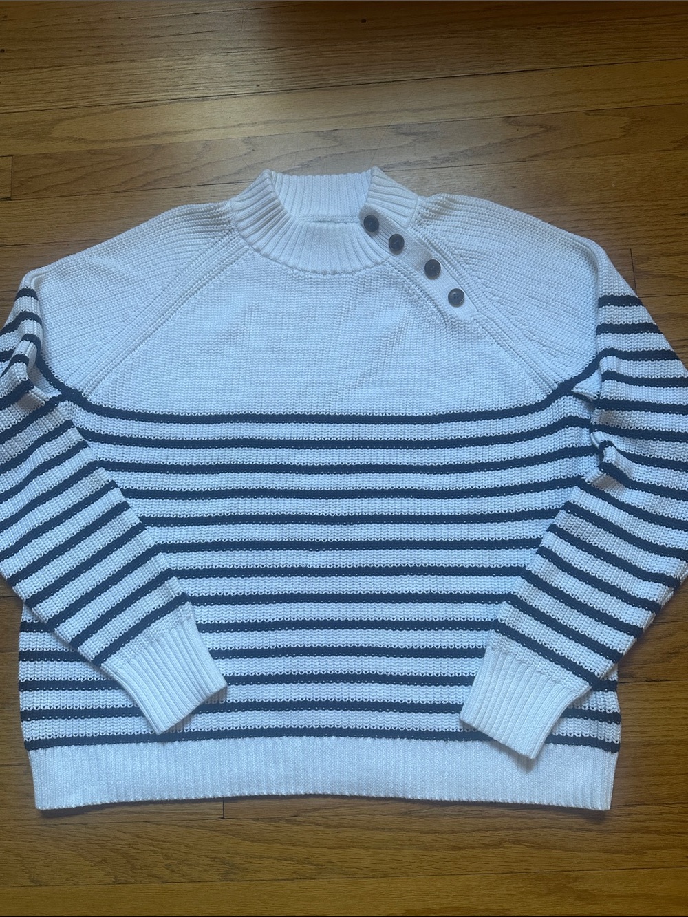 J. Crew 💯 Cotton White and Navy Button-Shoulder Sweater XL